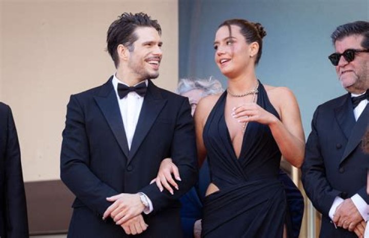 Adèle Exarchopoulos Couple