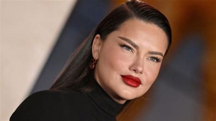 Adriana Lima Biography: Height, Age, Husband, Net Worth, Parents, Boyfriend, Children