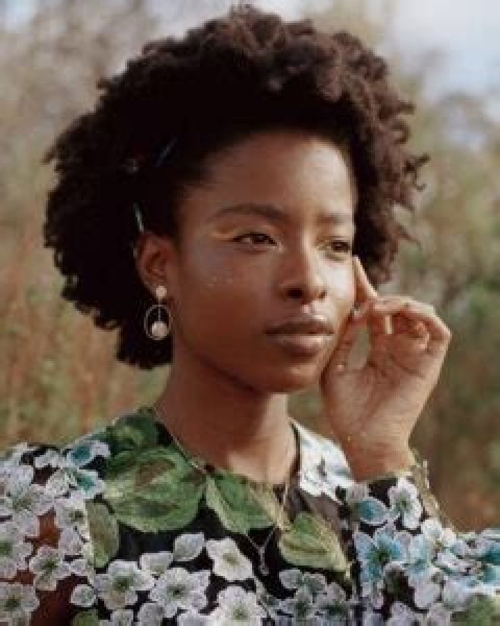 Amanda Gorman Biography: Age, Net Worth, Boyfriend, Poetry, Instagram, Pictures