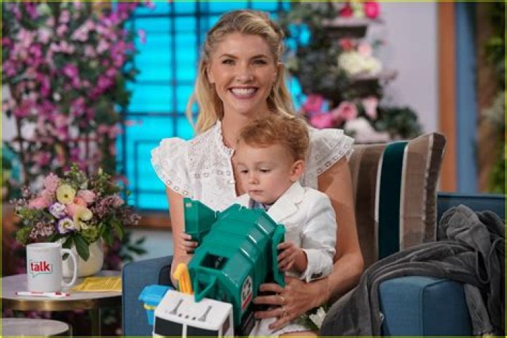 Amanda Kloots - Celebrity