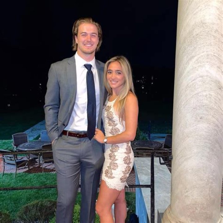 Amy Paternoster Age, Height, Wikipedia, Kenny Pickett Girlfriend, Instagram, Parents