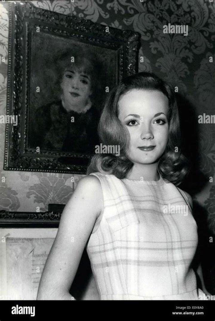 Catherine Hiegel Jeune