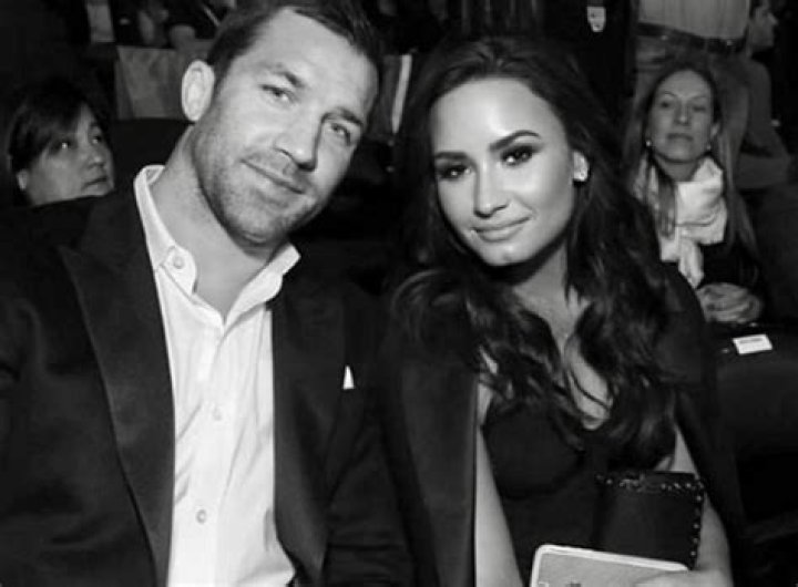 Demi Lovato And Luke Rockhold Split: Demi Rebounding With MMA Fighter Guilherme Vasconcelos?