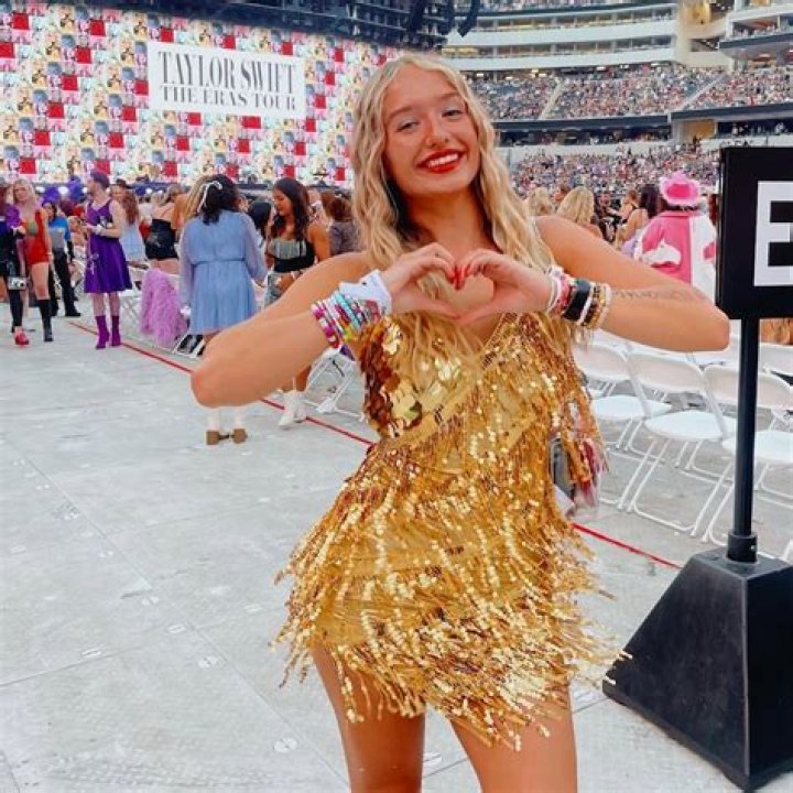 How to plan the cutest The Summer I Turned Pretty watch party