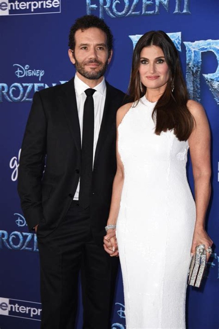 Idina Menzel Husband Aaron Lohr Wiki, Bio, Age, Height, Married, Net Worth 2021
