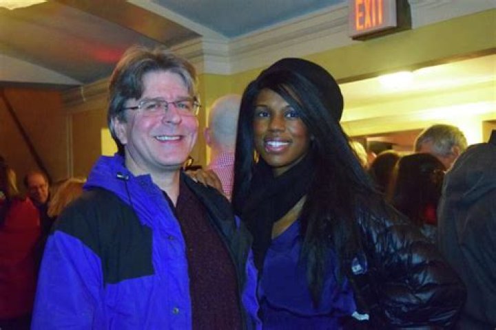 Joan Jett Age, Height, Wikipedia, Husband, Net Worth 2023