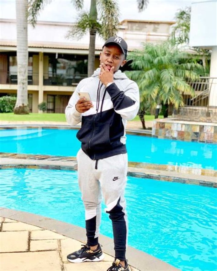 Junior De Rocka Biography: Wife, Net Worth, Age, Songs, Parents, Real Name, Instagram, GF