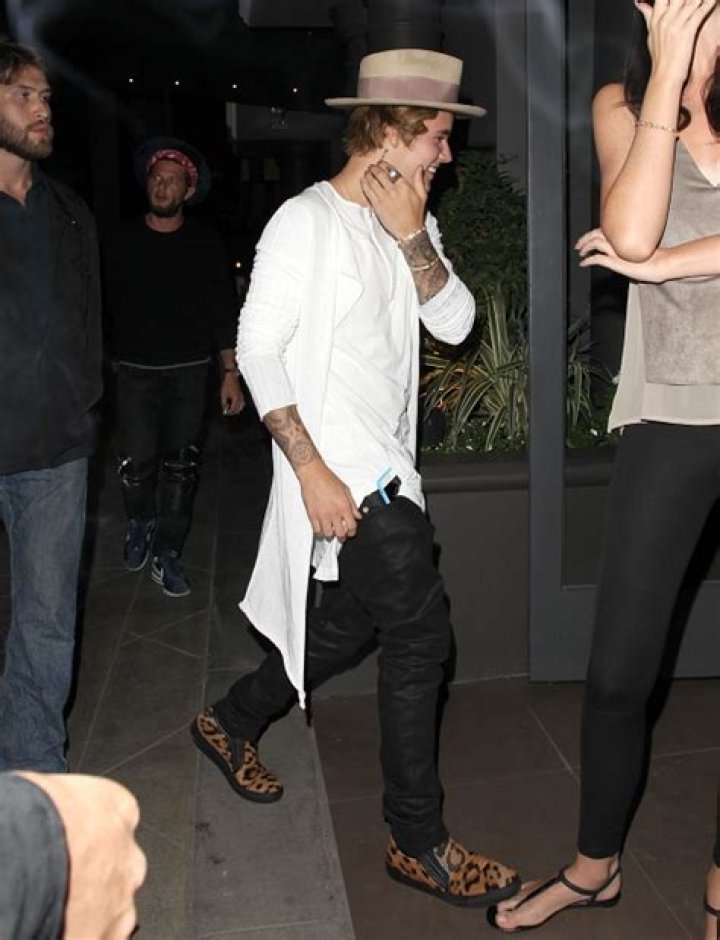 Justin Bieber, Selena Gomez Reuniting: Selena Comforting Justin After Traumatizing Coachella Attack – Desires His Love