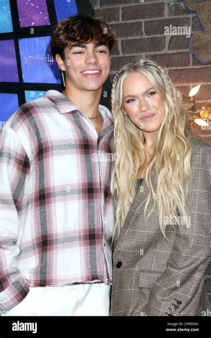 Kai Jones Girlfriend Freya Lodge Age, Wikipedia, Instagram