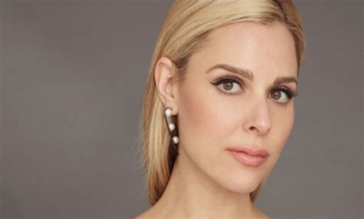 Know About Cara Buono; Net Worth, Instagram, Stranger Things, Husband