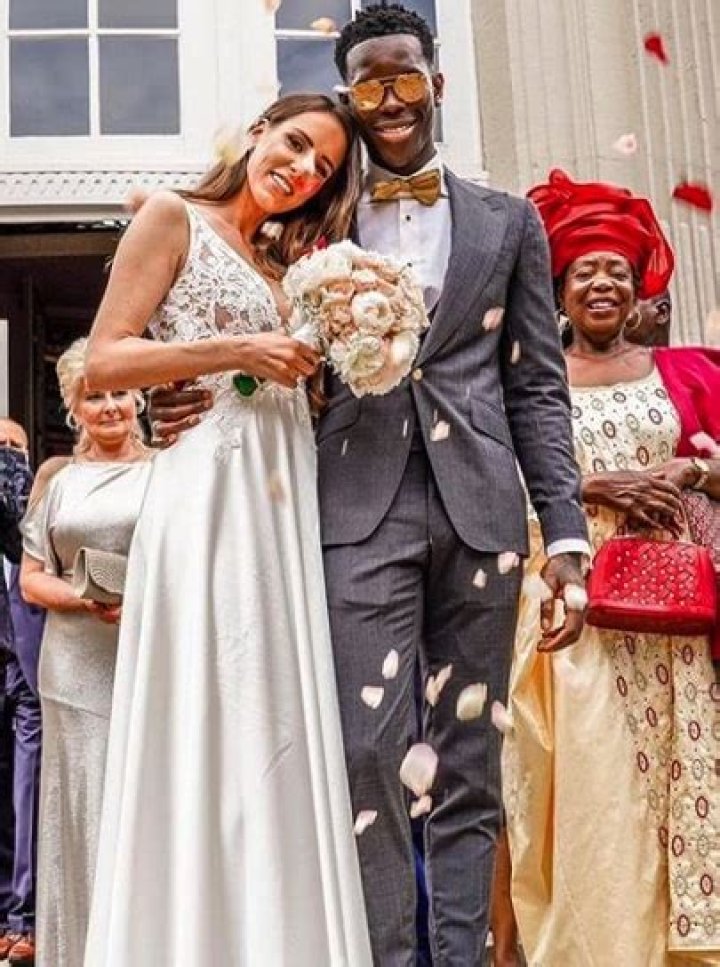 Know About Dennis Schroder; Wife, Parents, Contract, Age, Height, Son