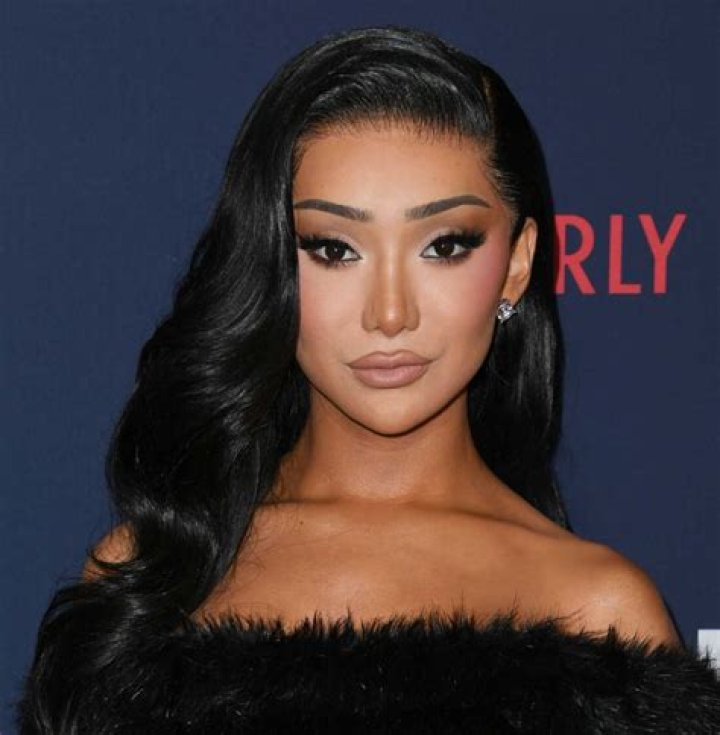Nikita Dragun Height, Weight, Age, Measurements, Net Worth, Facts