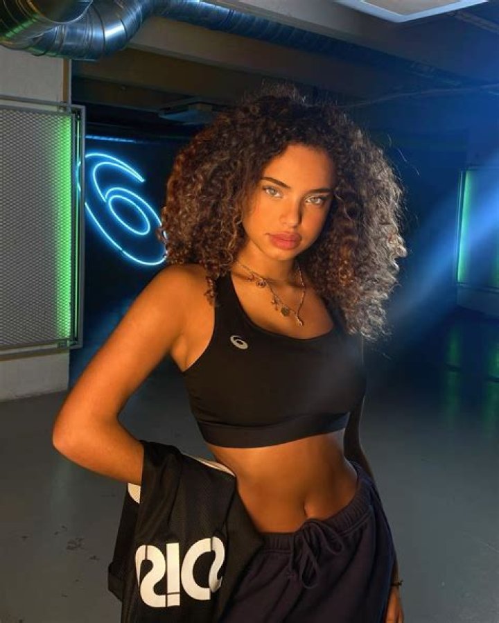 Paola Locatelli Taille