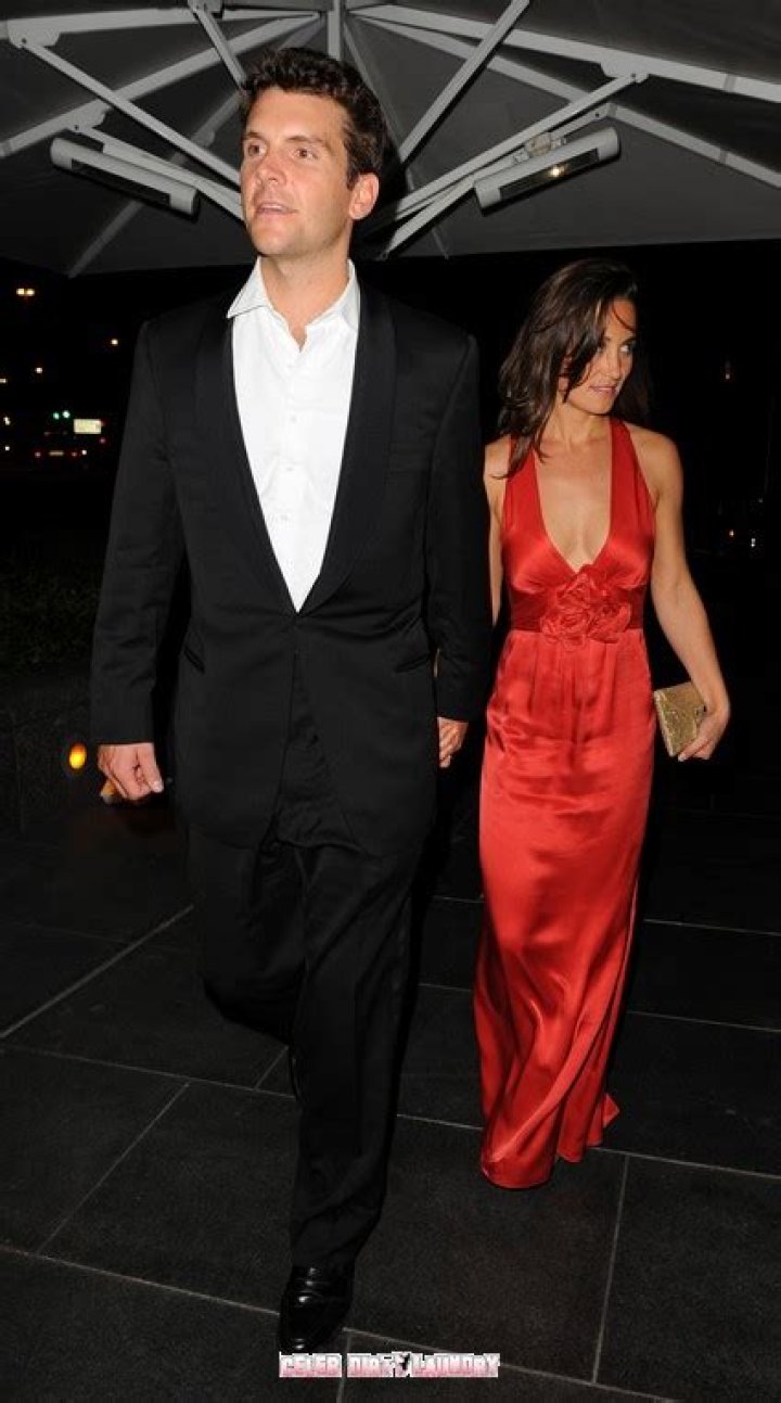 Pippa Middleton Bares Her Breasts In Red Hot Dress – Photos