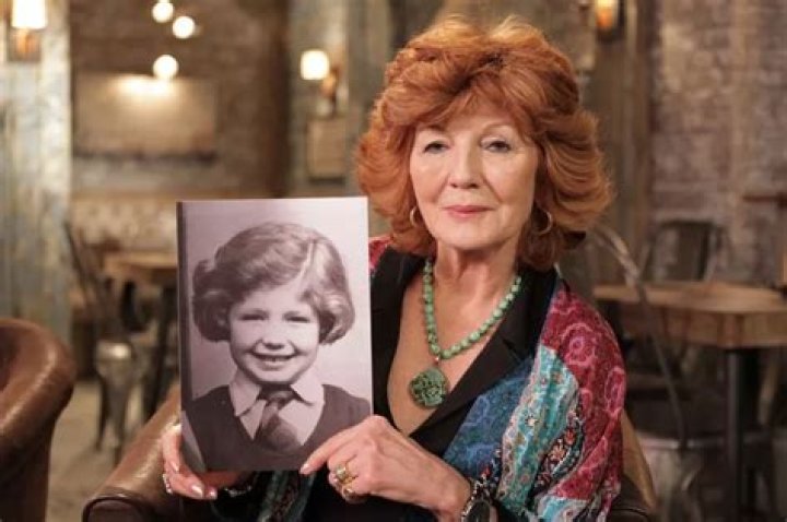 Rula Lenska's daughter, Lara Parker Deacon Biography: Movie & Tv Shows, Instagram, Age, Net Worth, Pictures, Husband, Wikipedia