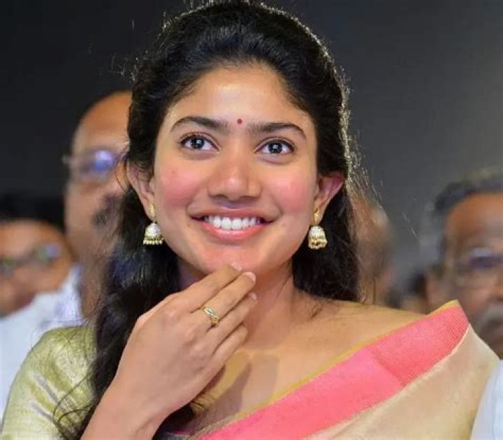 Sai Pallavi Biography: Movies, Husband, Age, Marriage, Instagram, Sister, Height, Images, Wikipedia, Siblings, Boyfriend